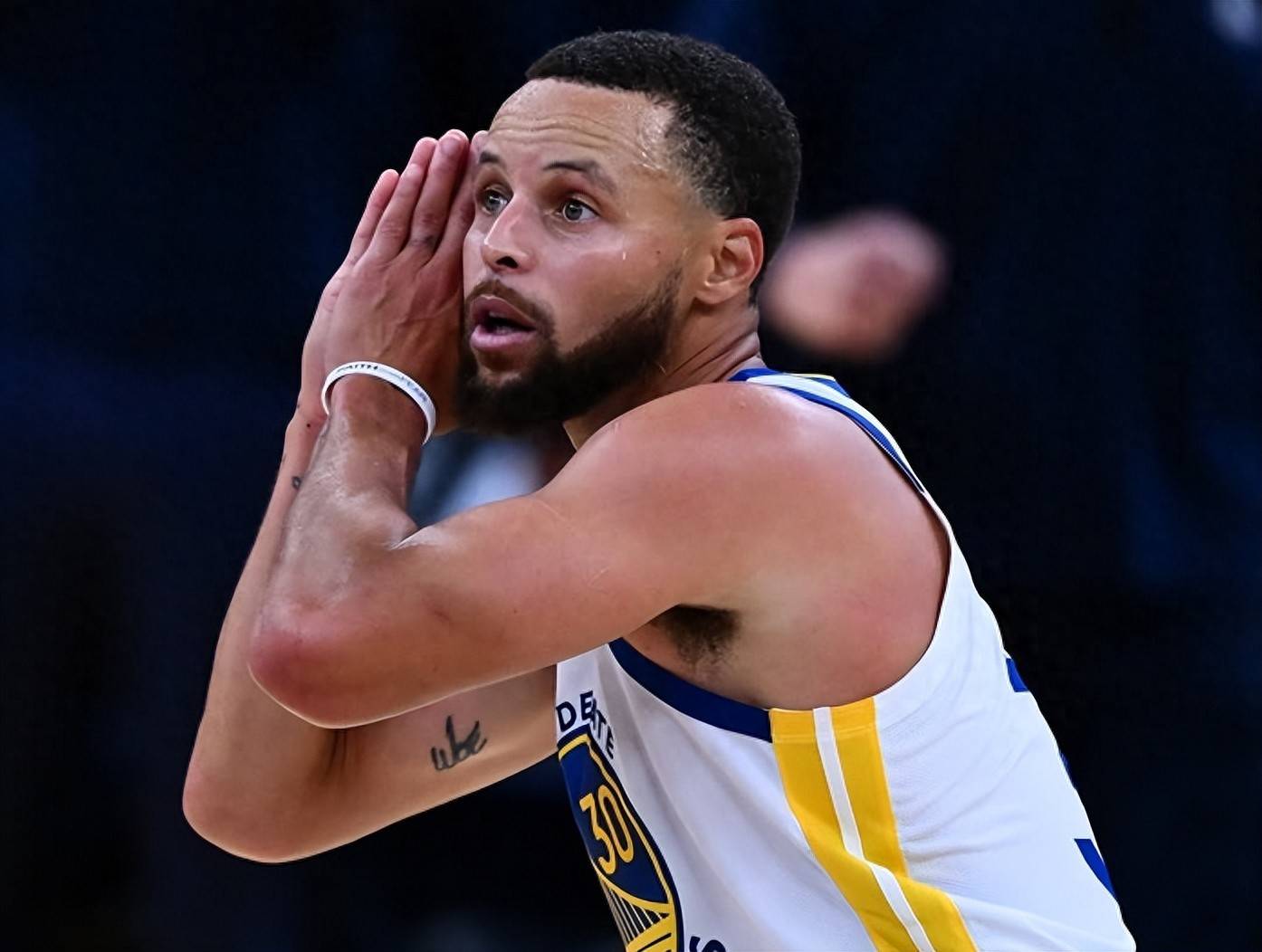 裁判应立即 裁判应立即