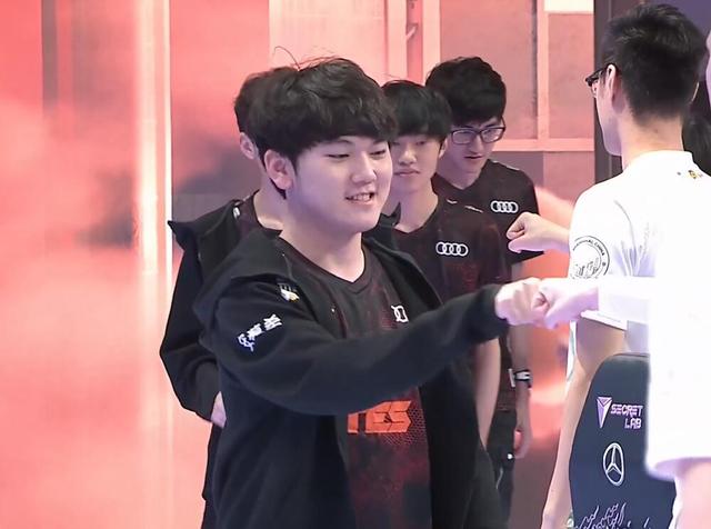 它揭示的是 它揭示的是