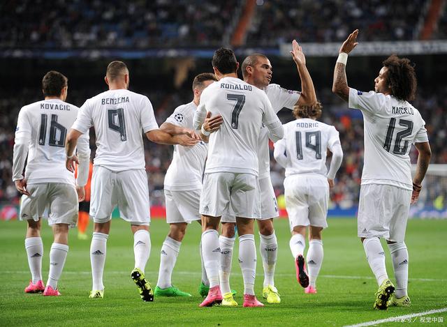 定性的上座 定性的上座